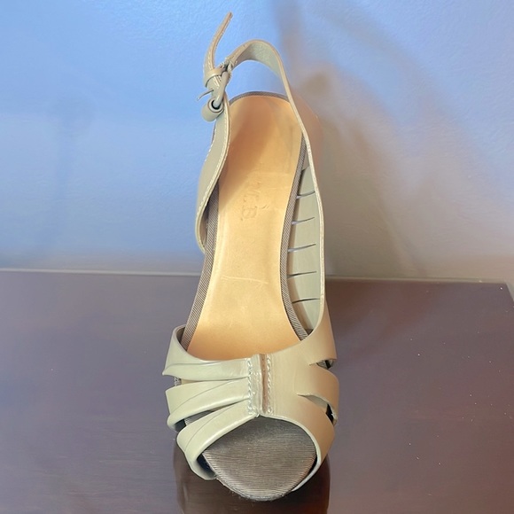 L.A.M.B. Women’s KAM Taupe Platform Slingback Wooden Heels - Picture 5 of 7
